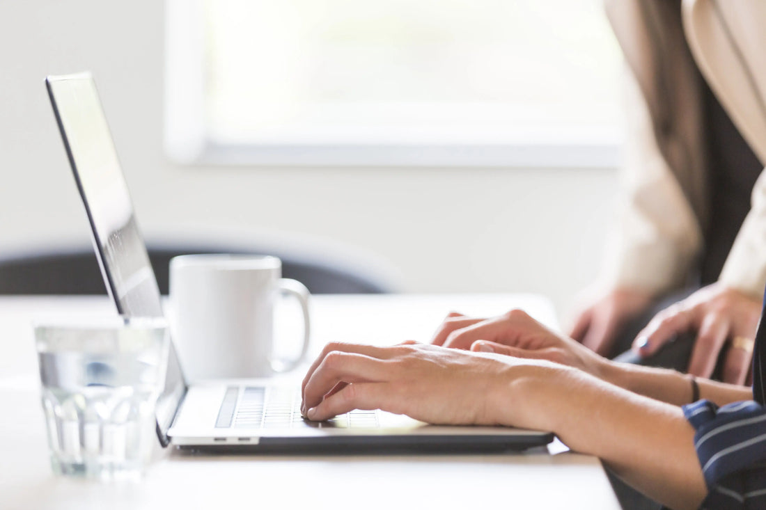 10-Simple-Exercises-for-Busy-Professionals-to-Stay-Fit-at-Home-or-the-Office Loriet Sports