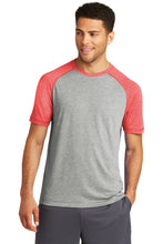Load image into Gallery viewer, Fusion Performance Top - Red/Grey
