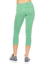 Load image into Gallery viewer, Active Fit Performance Capris - Green
